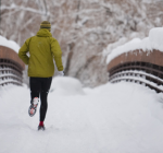 Courir à l'extérieur en hiver en toute sécurité